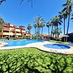 Sr Reserva De 2bdr With Private Garden *
