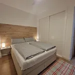 Apartment Sr Reserva De 2bdr With Private Garden Marbella