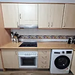Sr Reserva De 2bdr With Private Garden * Marbella