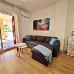 Apartment Sr Reserva De 2bdr With Private Garden *