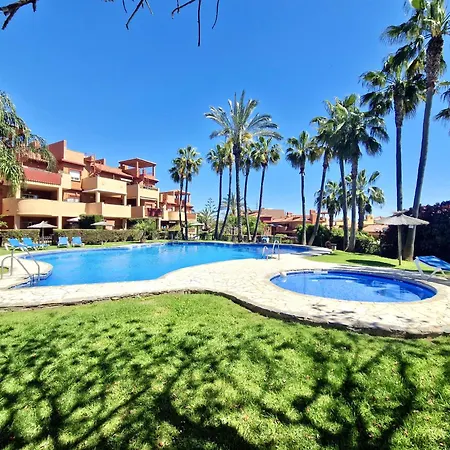 Sr Reserva De 2bdr With Private Garden *