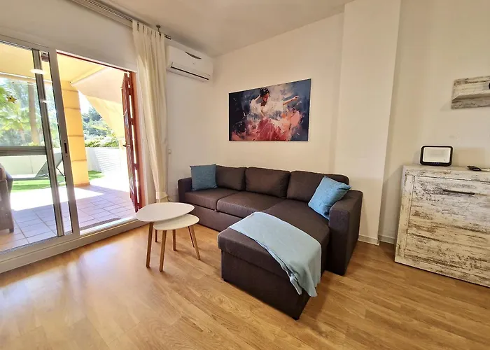 Apartment Sr Reserva De 2bdr With Private Garden *
