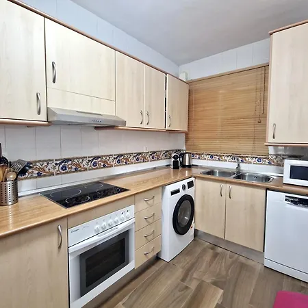 Sr Reserva De 2bdr With Private Garden מארבלה