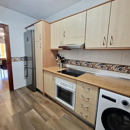 Sr Reserva De 2bdr With Private Garden * מארבלה