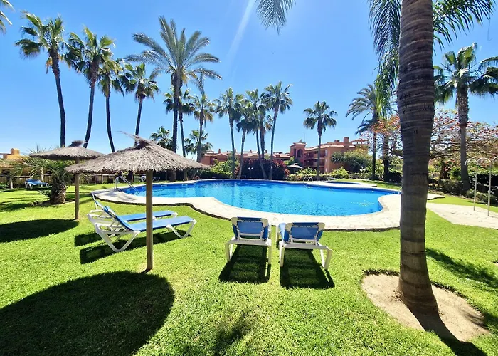 Apartament Sr Reserva De 2bdr With Private Garden Marbella